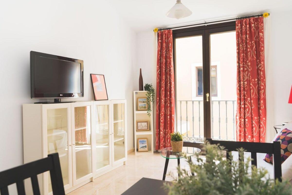 Céntrico Apartamento en Calle Carreteria - Málaga Esterno foto